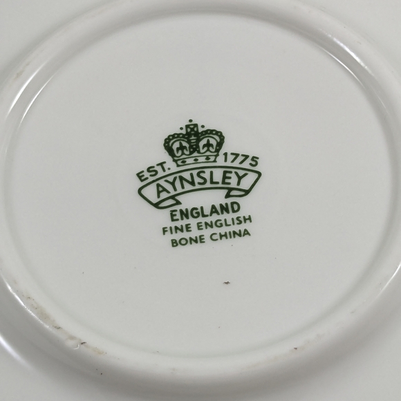 Vintage Aynsley Light Blue With White Petunias Gold-Trim Teacup & Saucer - Picture 5 of 5